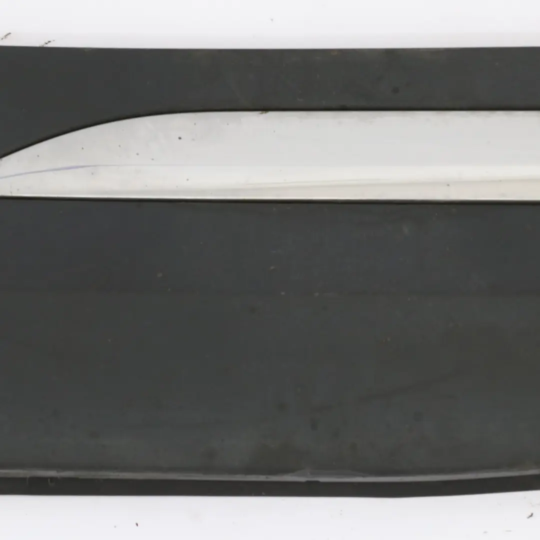 Mercedes EQA H243 Moldura puerta trasera derecha AMG - SKU A2477305600 - Número de pieza A2477305600