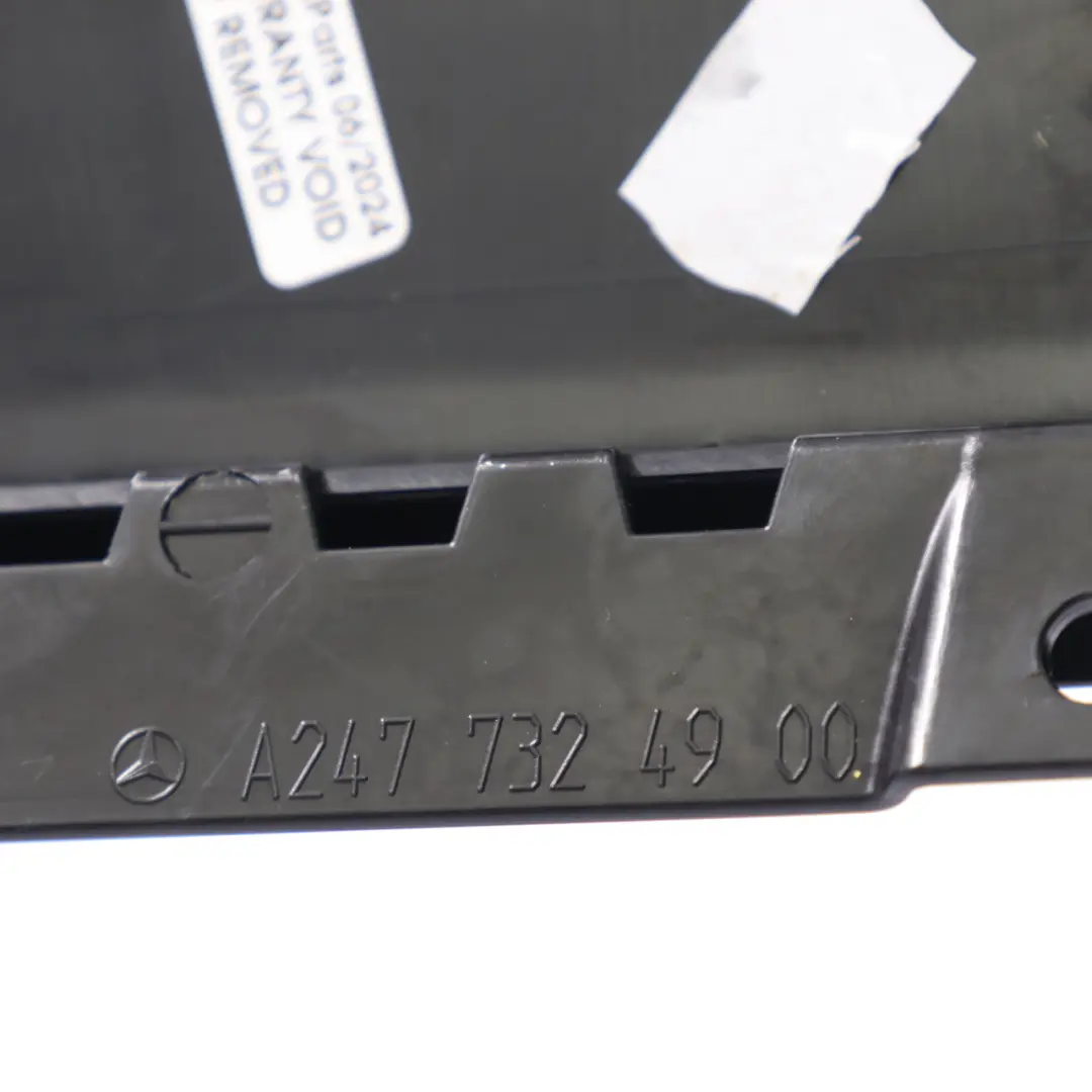 Porta Top Trim Strip Molding posteriore sinistro per Mercedes H243 con numero di parte A2477324900 Mercedes H243 Porta Top Trim Strip Molding posteriore sinistro - SKU A2477324900 - Numero di parte A2477324900