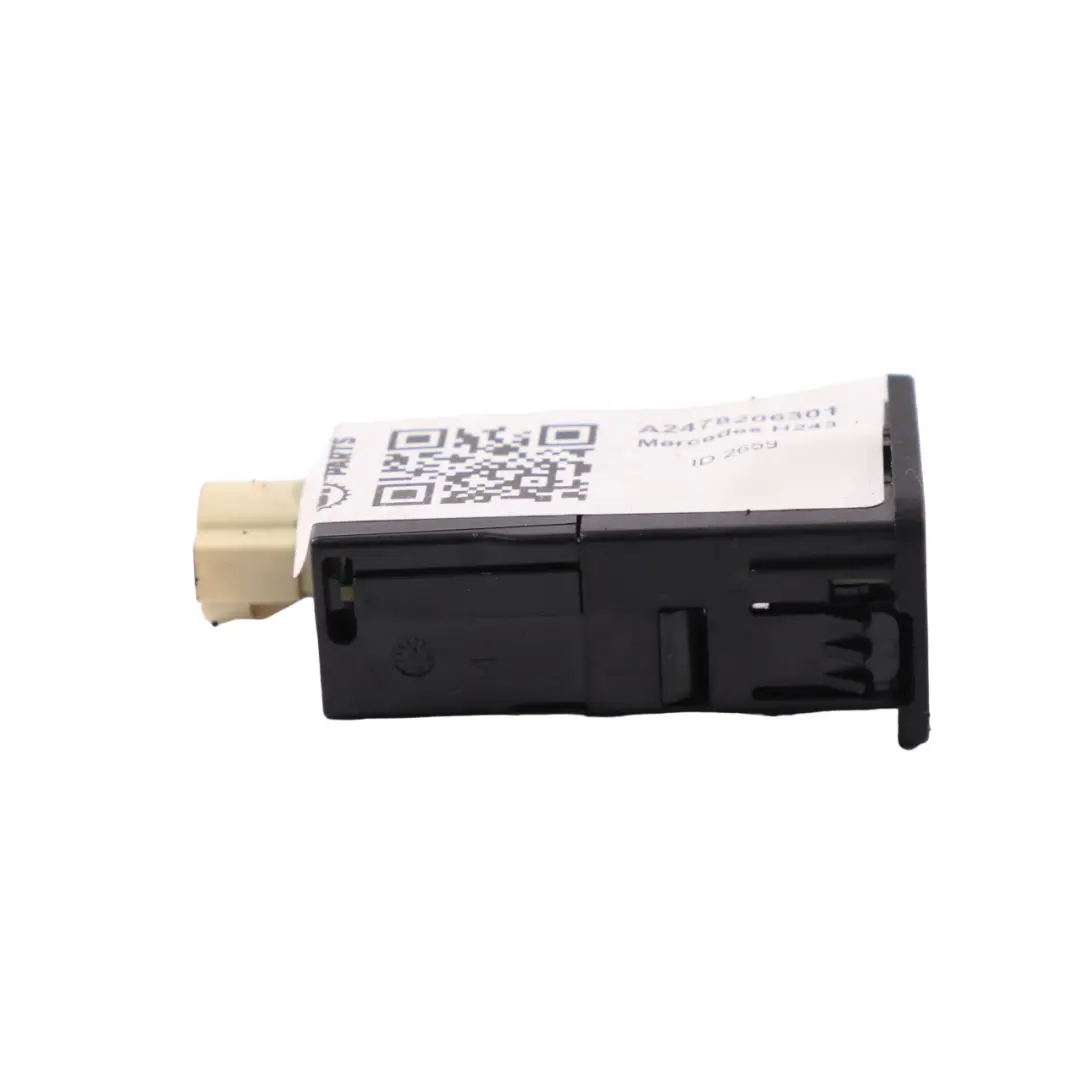 Mercedes H243 W247 Porta USB Tipo-C Spina di ingresso Connessione - SKU A2478206301 - Numero di parte A2478206301