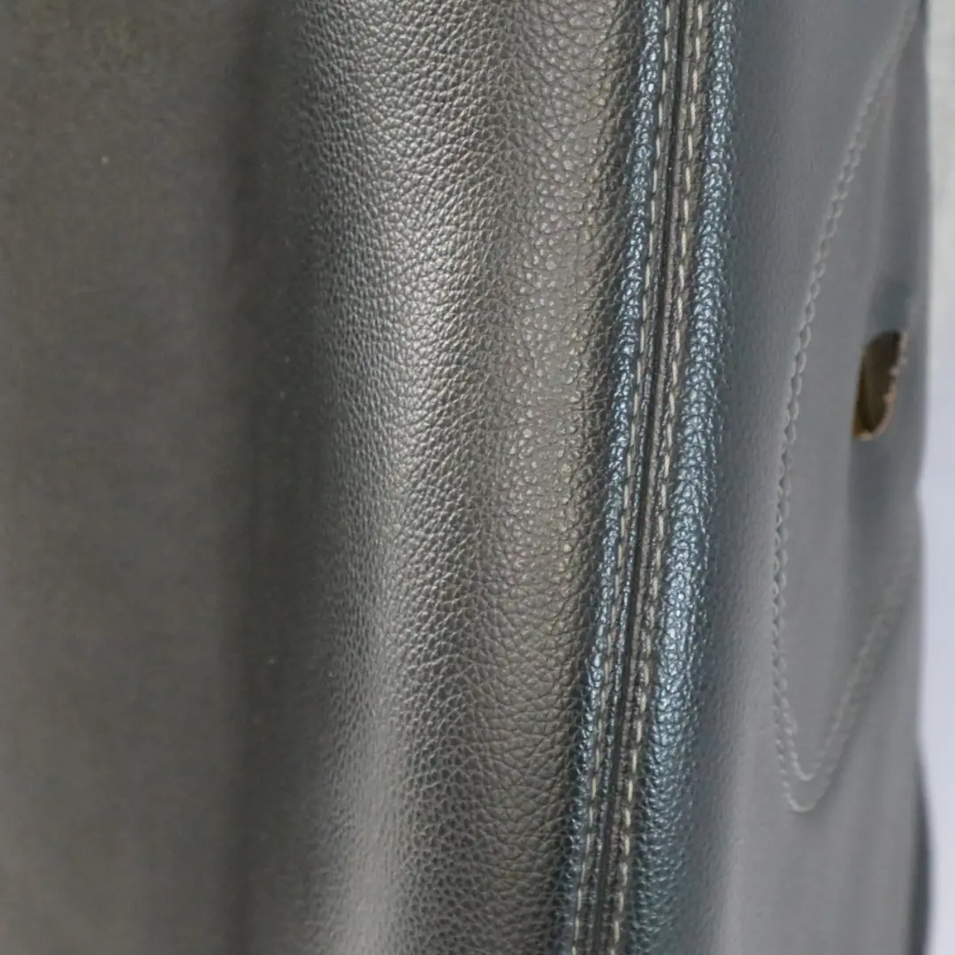 Vordersitz Rechts Rückenlehne Bezug Leder Alcantara Schwarz für Mercedes ML W164 mit Teilenummer A2519101493 Mercedes ML W164 Vordersitz Rechts Rückenlehne Bezug Leder Alcantara Schwarz - SKU A2519101493-1 - Teilenummer A2519101493