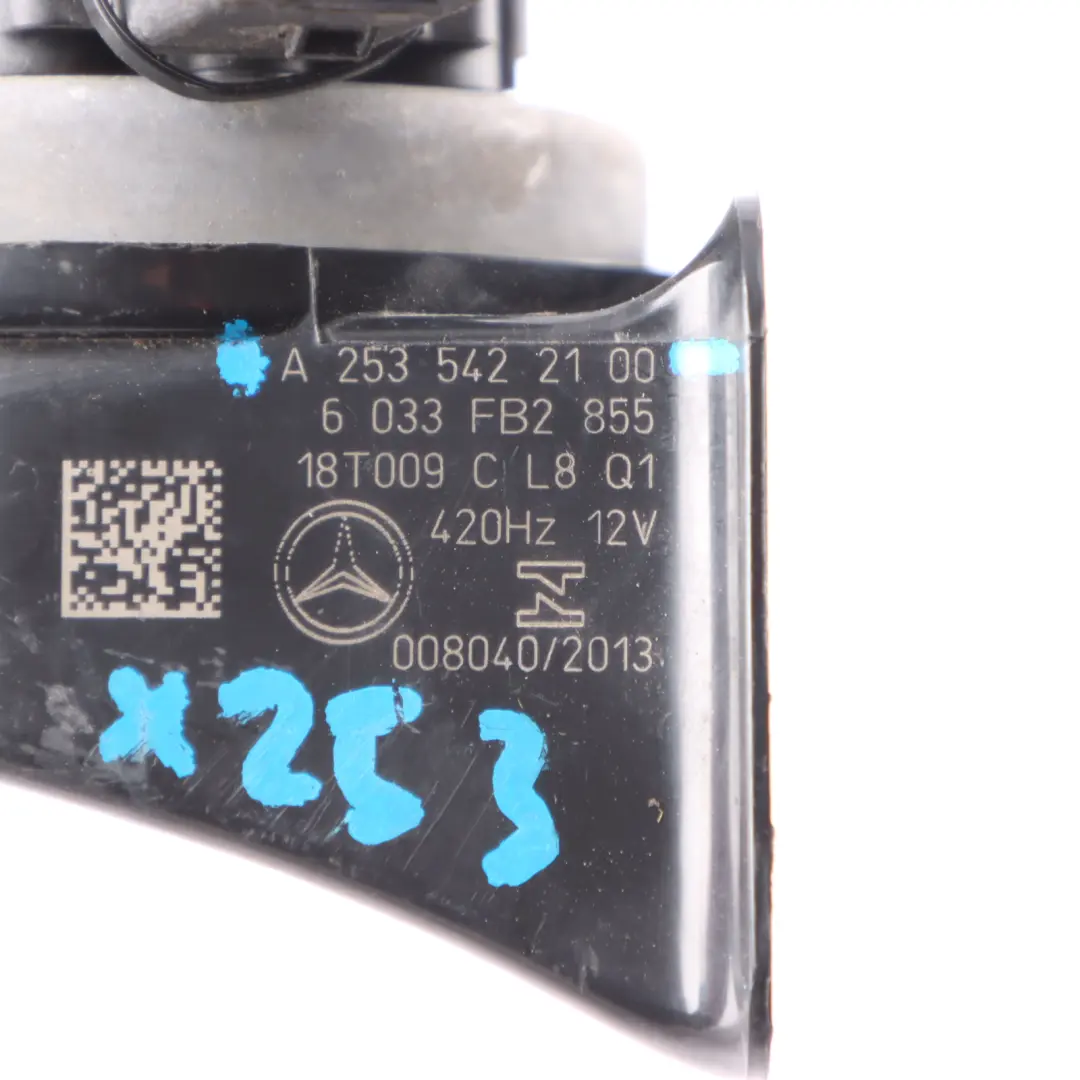 Hupe Signal Fanfare Vorne Rechts Tiefer Ton für Mercedes GLC C253 mit Teilenummer A2535422100 Mercedes GLC C253 Hupe Signal Fanfare Vorne Rechts Tiefer Ton - SKU A2535422100 - Teilenummer A2535422100