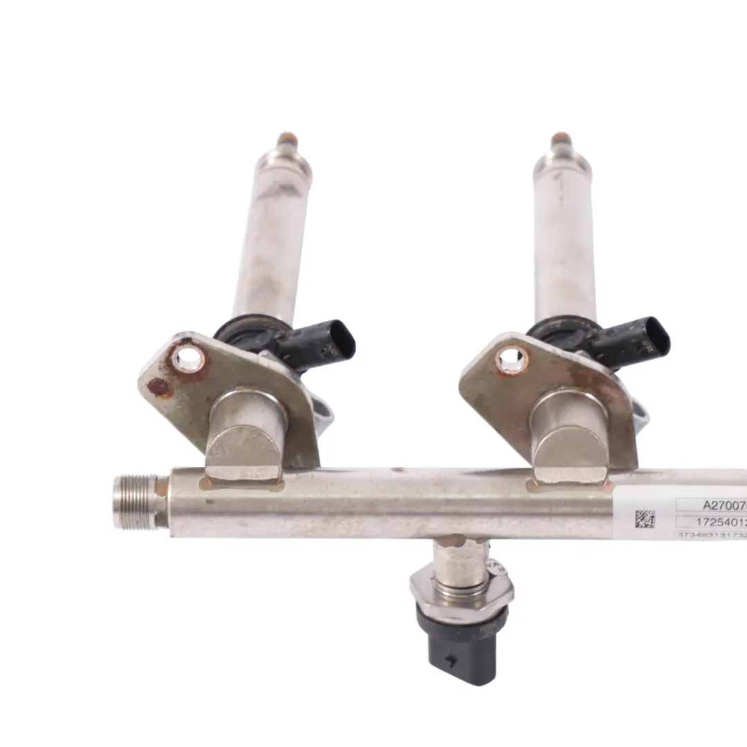 Rail Mercedes W176 W177 M270 High Pressure Fuel Rail to Fuel Injection with Part number A2700701995 Fuel Injection Rail Mercedes W176 W177 M270 High Pressure Fuel Rail - SKU A2700701995 - Part number A2700701995