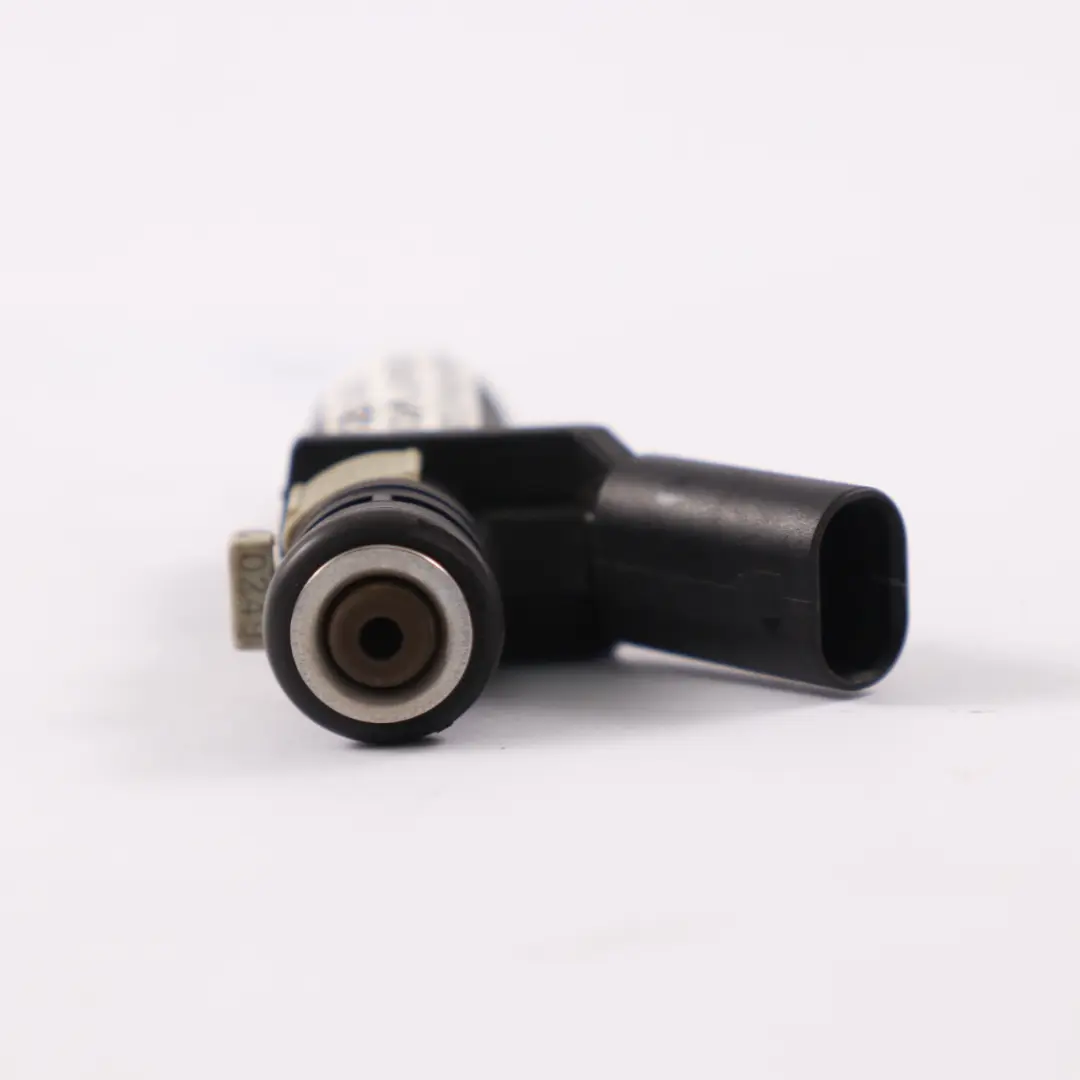 M272 Fuel Injector Injection Nozzle to Mercedes W164 W203 W204 W211 with Part number A2720780249 Mercedes W164 W203 W204 W211 M272 Fuel Injector Injection Nozzle - SKU A2720780249 - Part number A2720780249