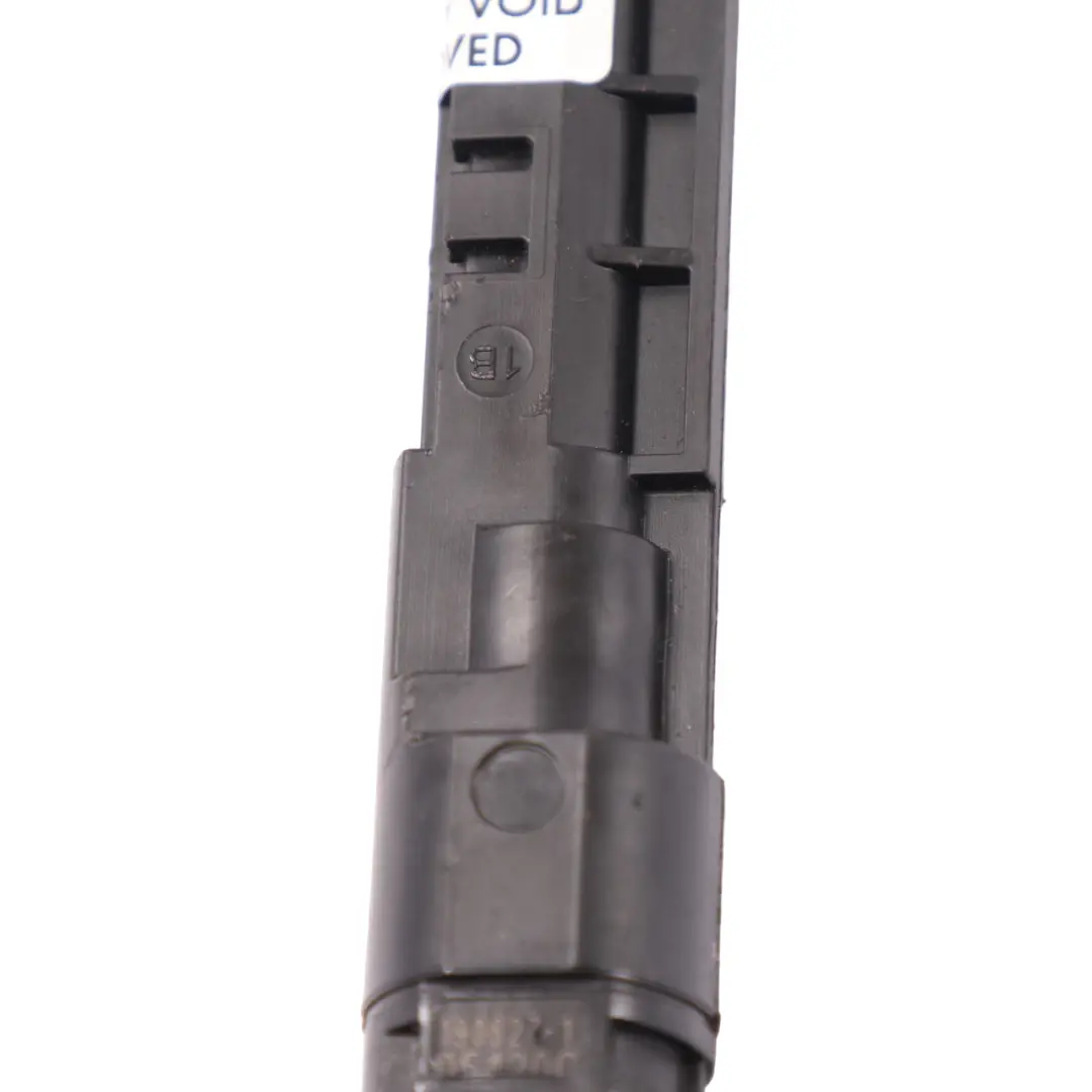 Mercedes W177 Gasolina M282 Fuel Distribuidor Combustible Inyectores - SKU A2820701000 - Número de pieza A2820701000