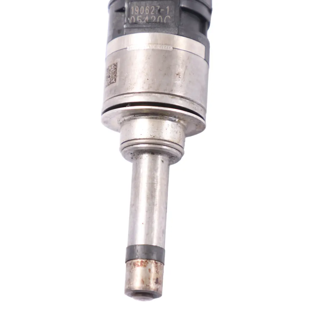 M282 Fuel Rail Fuel Distributor Injectors to Mercedes W177 Petrol with Part number A2820701000 Mercedes W177 Petrol M282 Fuel Rail Fuel Distributor Injectors - SKU A2820701000 - Part number A2820701000