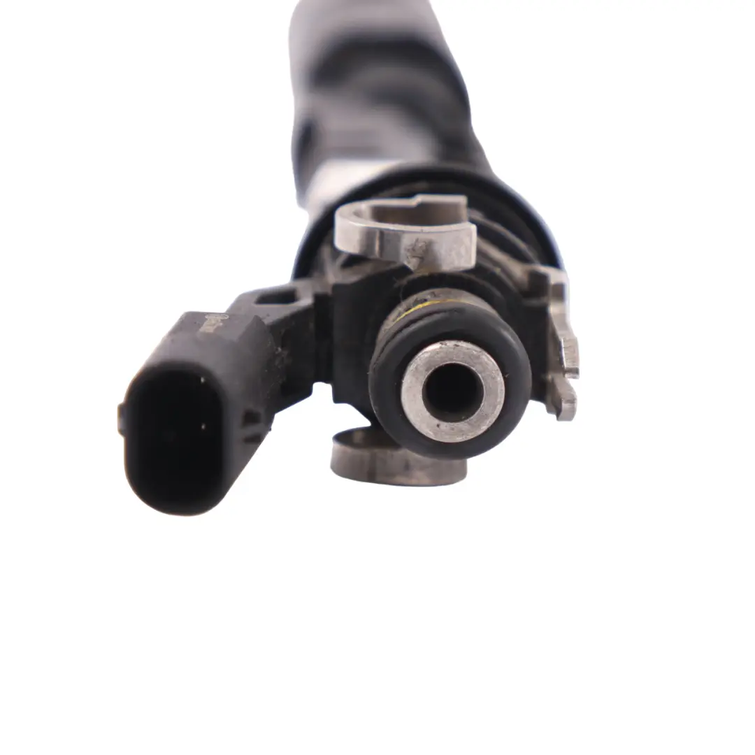 Mercedes W177 Gasolina M282 Fuel Distribuidor Combustible Inyectores - SKU A2820701000 - Número de pieza A2820701000
