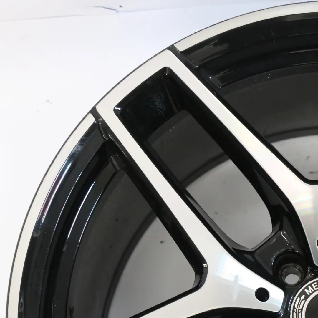 Cerchio in lega 21" 11J ET:38 Doppie razze per Mercedes C292 AMG con numero di parte A2924011700 Mercedes C292 AMG Cerchio in lega 21" 11J ET:38 Doppie razze - SKU A2924011700-1 - Numero di parte A2924011700