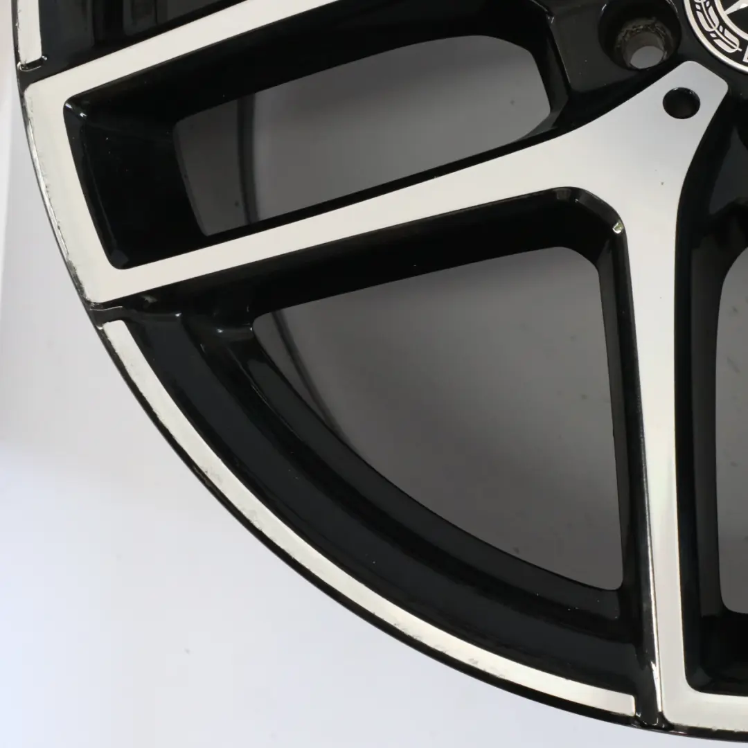 Felga Aluminiowa 21" 11J ET:38 do Mercedes C292 AMG o numerze A2924011700 Mercedes C292 AMG Felga Aluminiowa 21" 11J ET:38 - SKU A2924011700-2 - Numer Części A2924011700