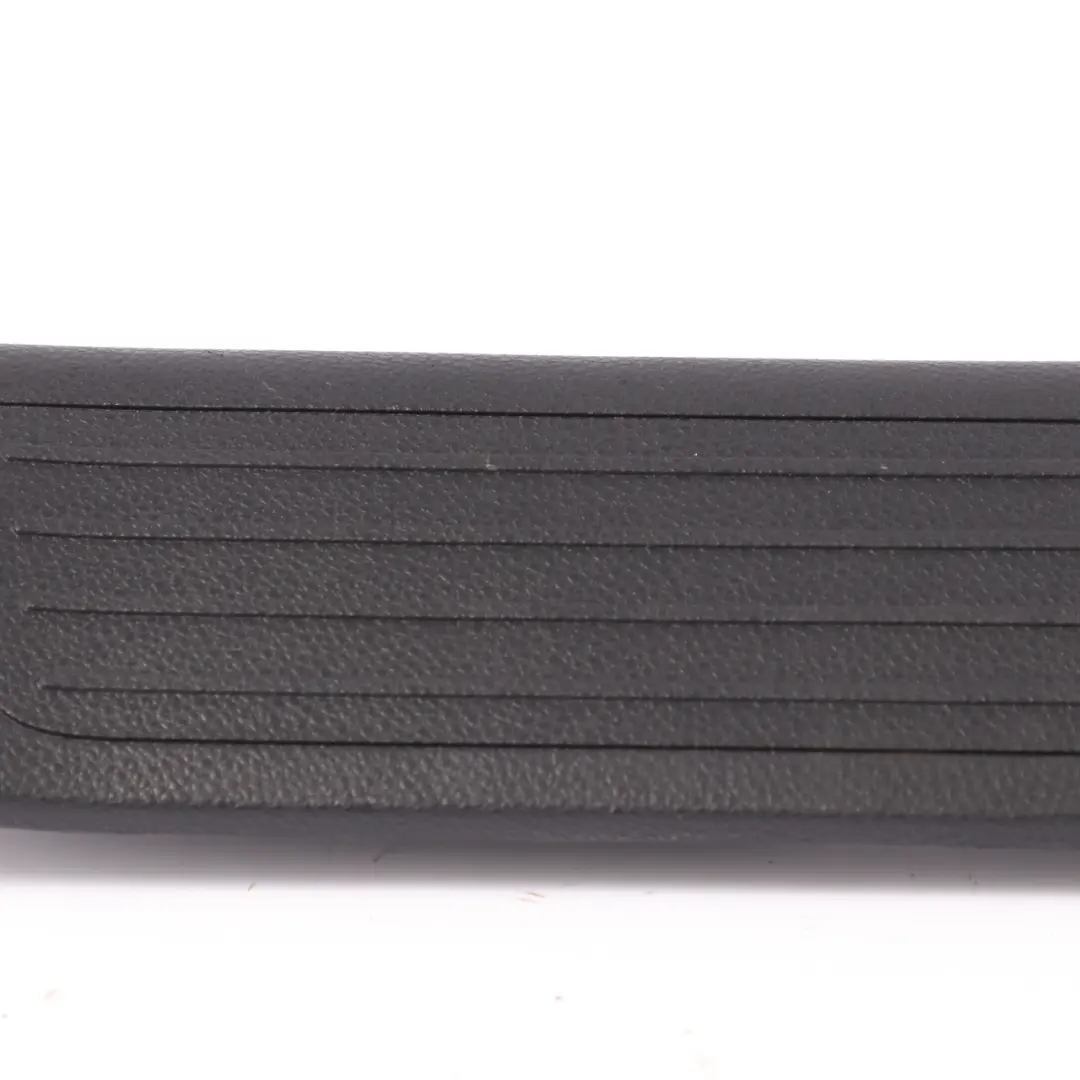 Mercedes C292 Rail Cache seuil de porte arrière gauche Interior - SKU A2926801300 - Numéro de pièce A2926801300