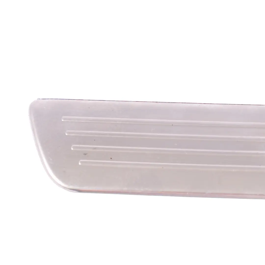 Embellecedor umbral puerta cubierta trasero izquierdo para Mercedes W169 con número de pieza A2926860136 Mercedes W169 Embellecedor umbral puerta cubierta trasero izquierdo - SKU A2926860136 - Número de pieza A2926860136