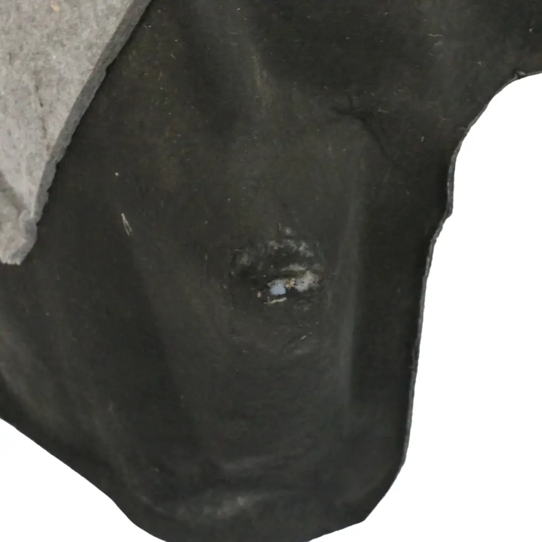 Cache garde-boue pour passage de roue arrière gauche pour Mercedes GLE C292 Coupe à propos du numéro de pièce A2926903300 Mercedes GLE C292 Coupe Cache garde-boue pour passage de roue arrière gauche - SKU A2926903300 - Numéro de pièce A2926903300