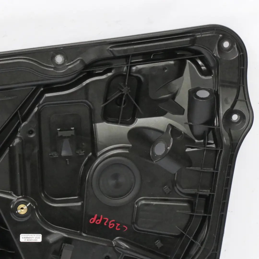Mercedes GLE C292 Panel del elevalunas trasero derecho - SKU A2927204002 - Número de pieza A2927204002
