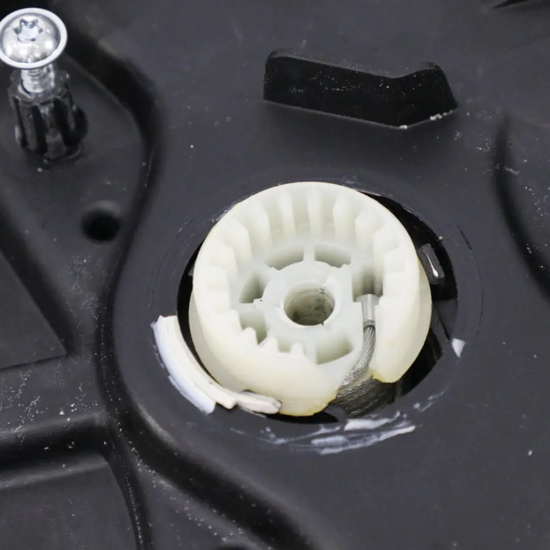 Pannello alzacristalli posteriore sinistro A2927302601 per Mercedes GLE C292 con numero di parte A2927302501 Mercedes GLE C292 Pannello alzacristalli posteriore sinistro A2927302601 - SKU A2927302501 - Numero di parte A2927302501