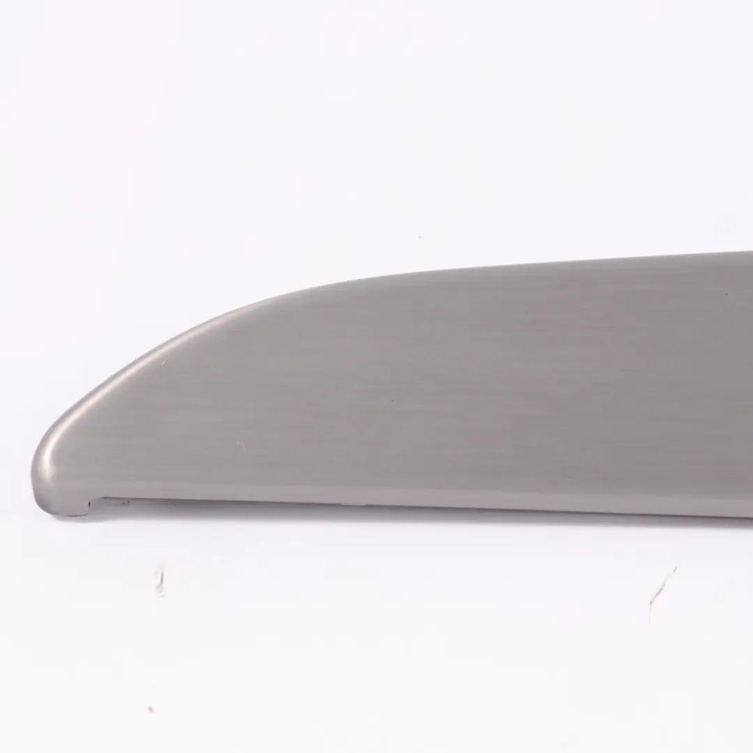 Moldura Interior Puerta Trasera Izquierda Aluminio para Mercedes C292 con número de pieza A2927306100 Mercedes C292 Moldura Interior Puerta Trasera Izquierda Aluminio - SKU A2927306100 - Número de pieza A2927306100