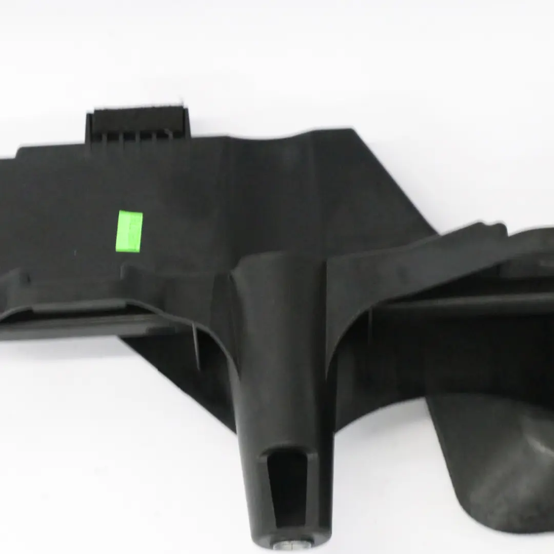 Mercedes W213 Rivestimento coperchio serratura portellone sinistro - SKU A2928900600 - Numero di parte A2928900600