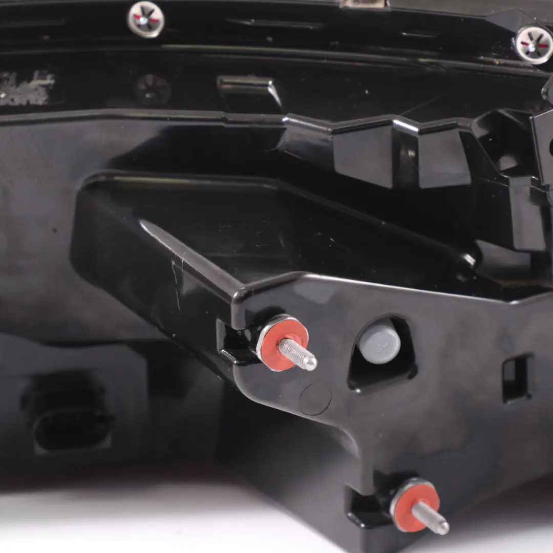 Heckklappe hinten rechts Licht Lampe für Mercedes GLC C253 GLE C292 mit Teilenummer A2929065200 Mercedes GLC C253 GLE C292 Heckklappe hinten rechts Licht Lampe - SKU A2929065200 - Teilenummer A2929065200