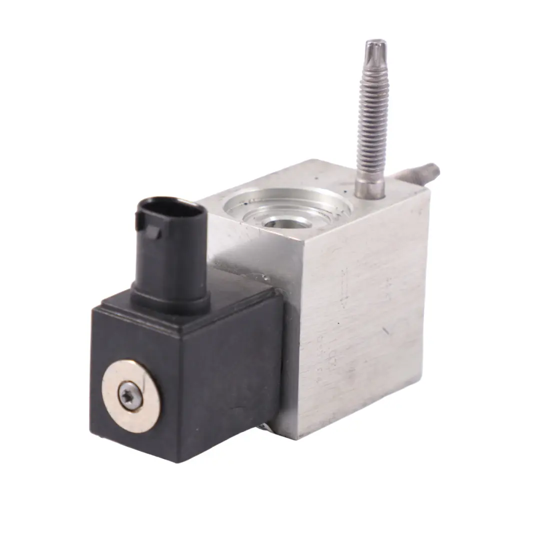 Valvola di espansione A/C Valvola di condizionamento per Mercedes H243 con numero di parte A2938301201 Mercedes H243 Valvola di espansione A/C Valvola di condizionamento - SKU A2938301201 - Numero di parte A2938301201