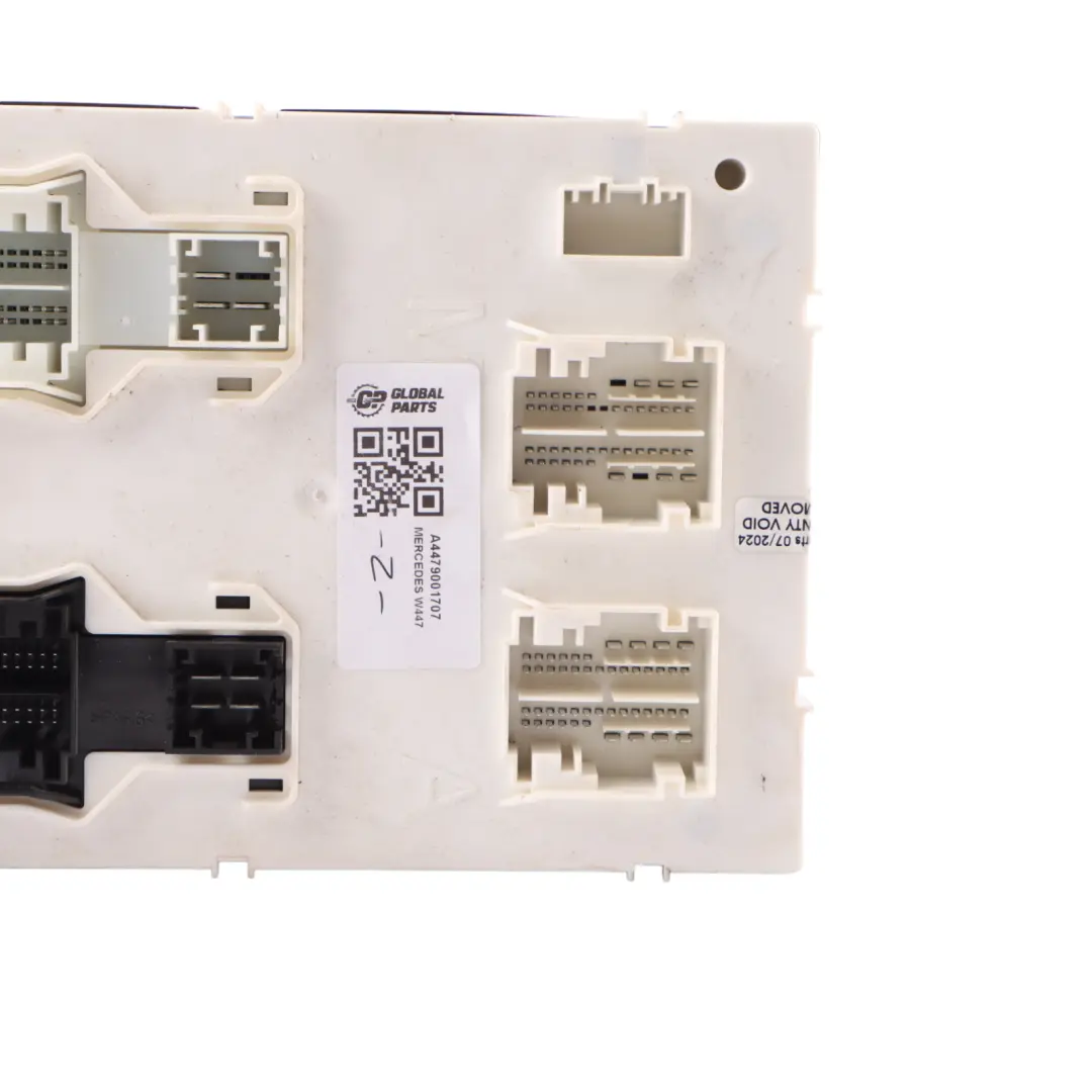 Komfort SAM Steuergerät Modul Sicherungskasten für Mercedes Vito W447 mit Teilenummer A4479001707 Mercedes Vito W447 Komfort SAM Steuergerät Modul Sicherungskasten - SKU A4479001707 - Teilenummer A4479001707