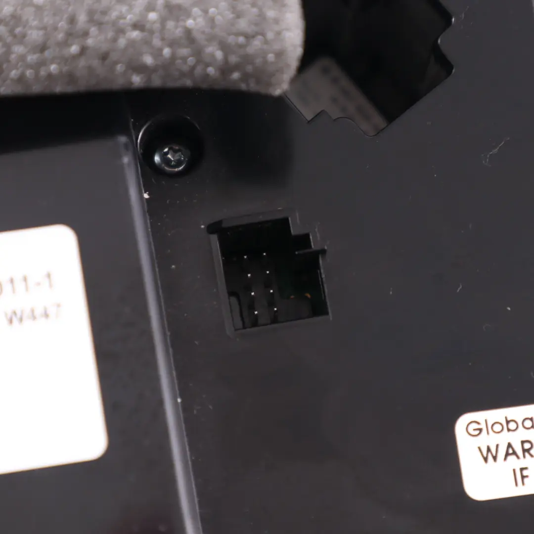 Tetto Luce Lettura Lampada Pannello Interruttore per Mercedes Vito W447 con numero di parte A4479009011 Mercedes Vito W447 Tetto Luce Lettura Lampada Pannello Interruttore - SKU A4479009011-1 - Numero di parte A4479009011