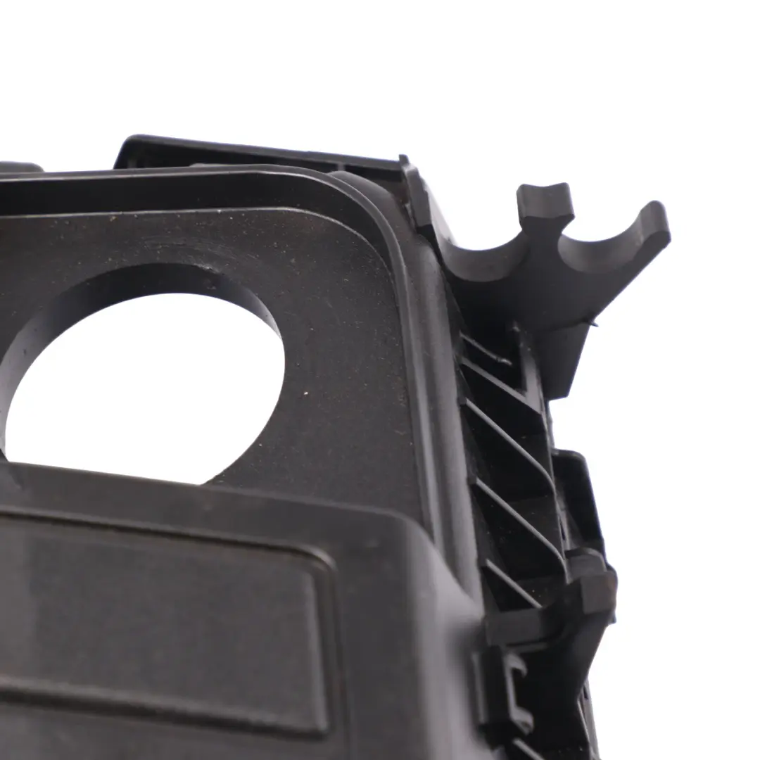 OM626 Pokrywa Osłona Silnika do Mercedes W205 o numerze A6260100067 Mercedes W205 OM626 Pokrywa Osłona Silnika - SKU A6260100067 - Numer Części A6260100067