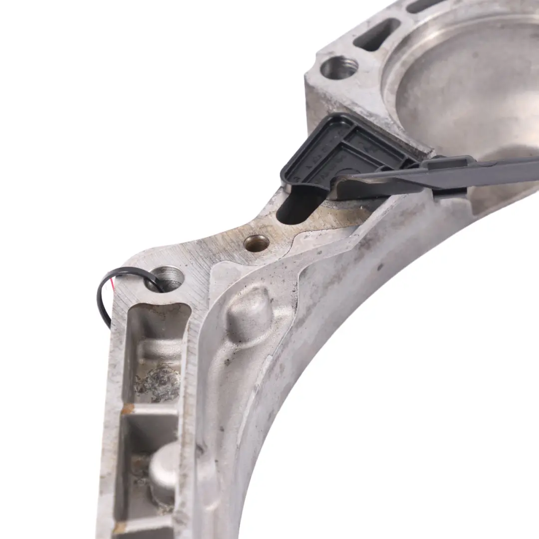 Zwischenplatte Flansch für Mercedes W205 mit Teilenummer A6260102900 Mercedes W205 Zwischenplatte Flansch - SKU A6260102900 - Teilenummer A6260102900