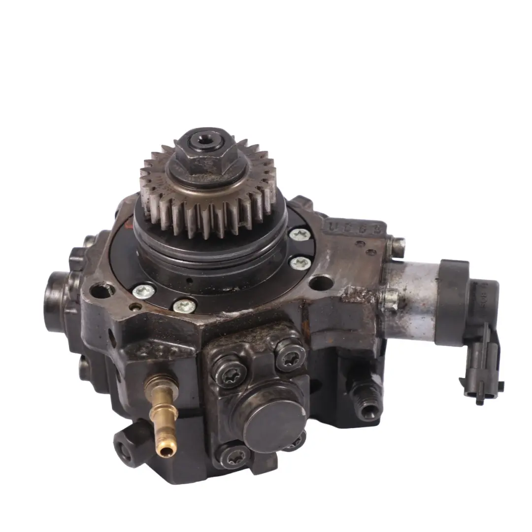 Bomba Inyección Combustible De Alta Presión OM626 para Mercedes W205 con número de pieza A6260700101 Mercedes W205 Bomba Inyección Combustible De Alta Presión OM626 - SKU A6260700101 - Número de pieza A6260700101