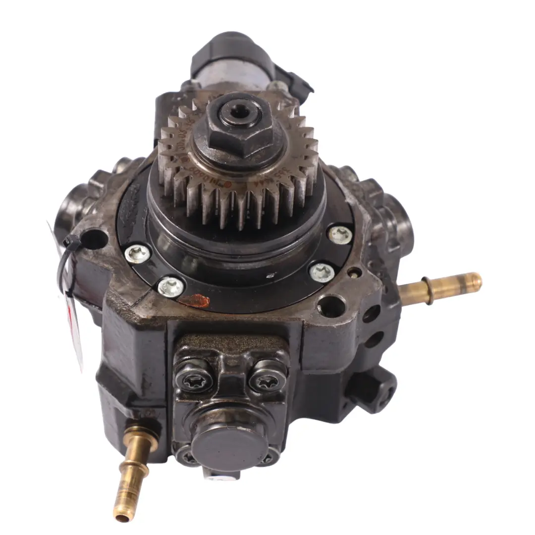 Mercedes W205 Bomba Inyección Combustible De Alta Presión OM626 - SKU A6260700101 - Número de pieza A6260700101