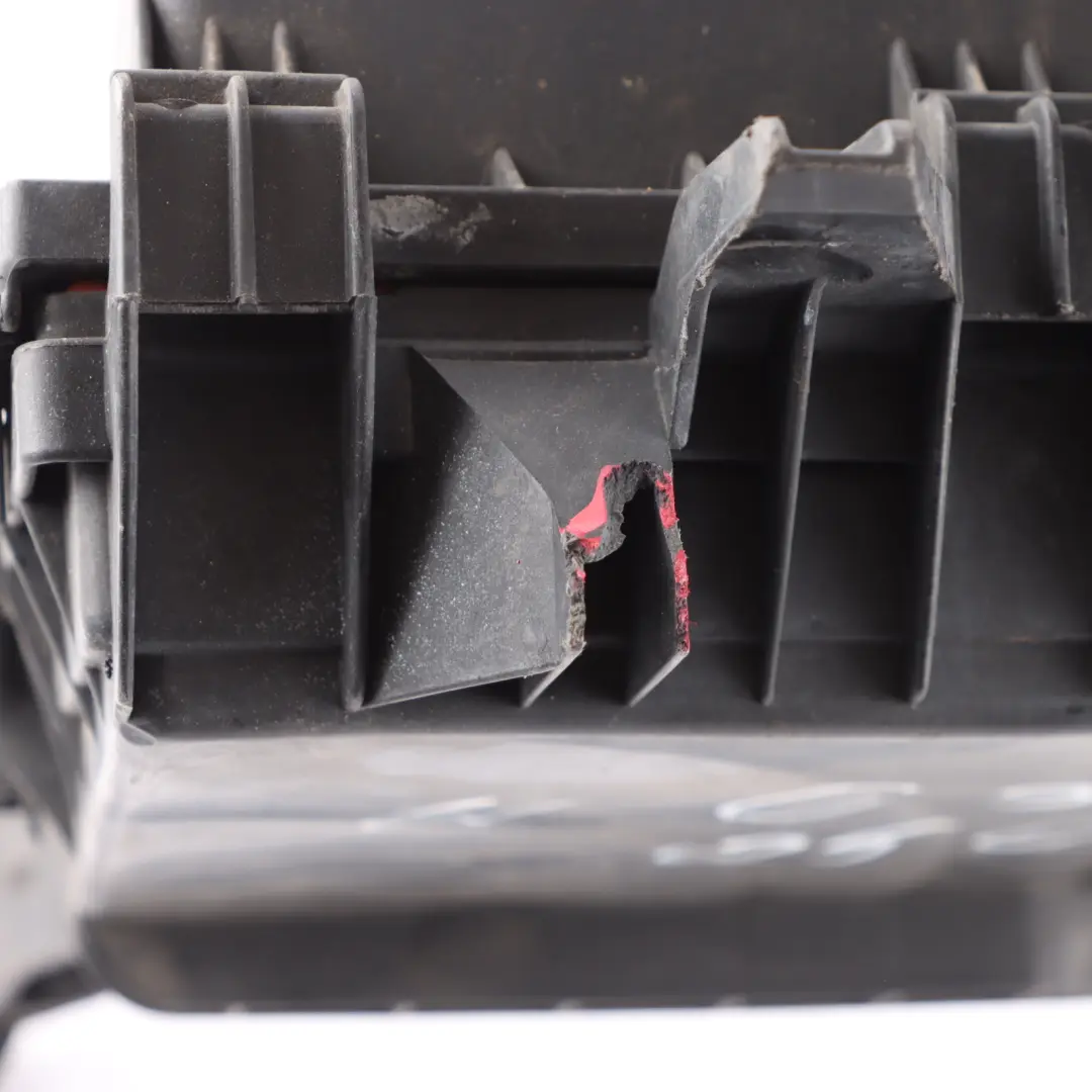  Mercedes-Benz Vito Viano W639 Air Filter Box Silencer Housing - SKU A6395282506 - Part number A6395282506