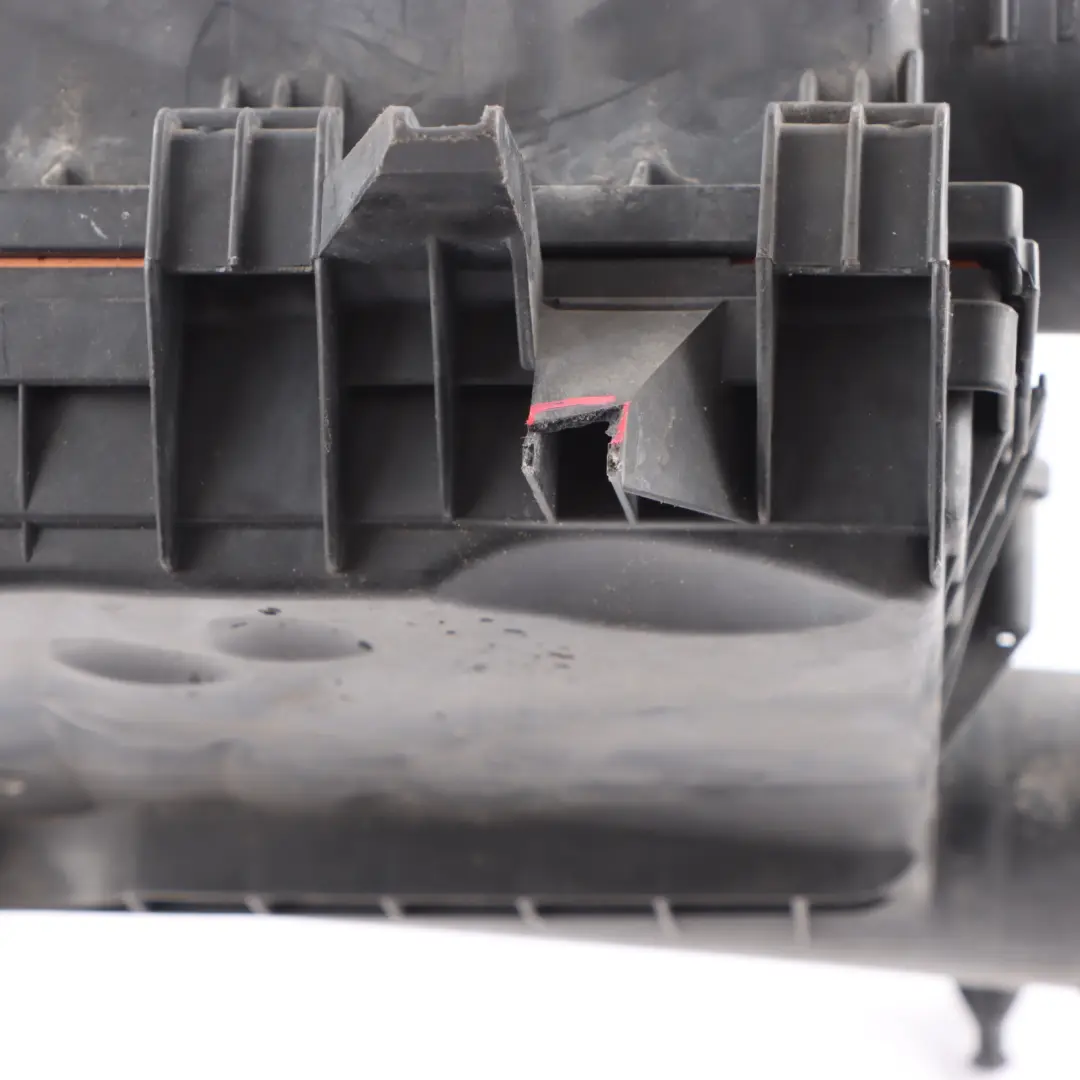  Mercedes-Benz Vito Viano W639 Air Filter Box Silencer Housing - SKU A6395282506 - Part number A6395282506