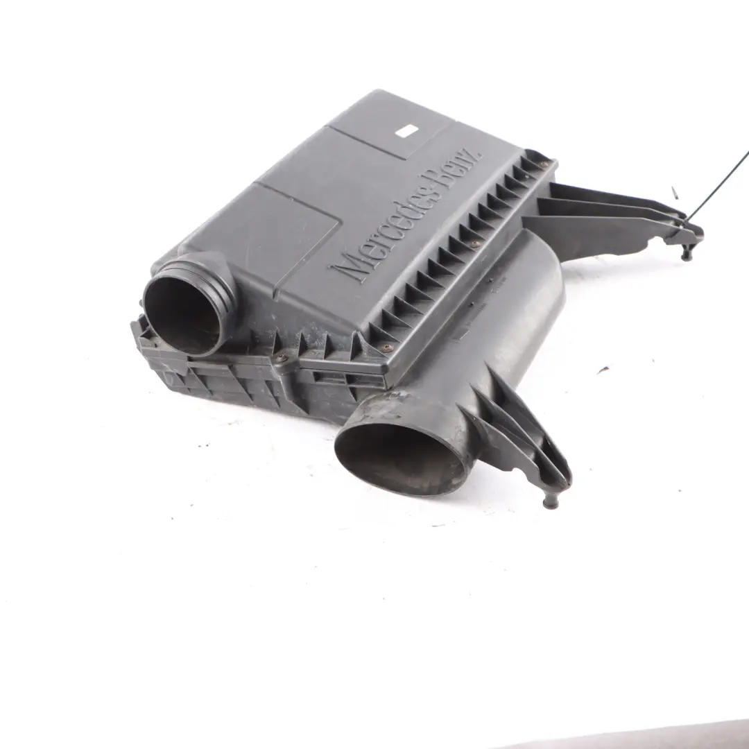 Mercedes-Benz Vito Viano W639 Luftfilterkasten Luftfilter Kasten für mit Teilenummer A6395282506 Mercedes-Benz Vito Viano W639 Luftfilterkasten Luftfilter Kasten - SKU A6395282506 - Teilenummer A6395282506