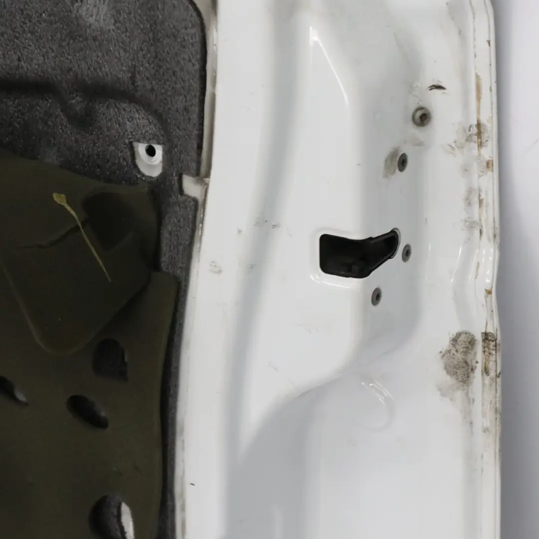 Tür vorne rechts Abdeckplatte Arktisch Weiß - 9174 für Mercedes Vito W639 mit Teilenummer A6397201105 Mercedes Vito W639 Tür vorne rechts Abdeckplatte Arktisch Weiß - 9174 - SKU A6397201105-ARW4 - Teilenummer A6397201105