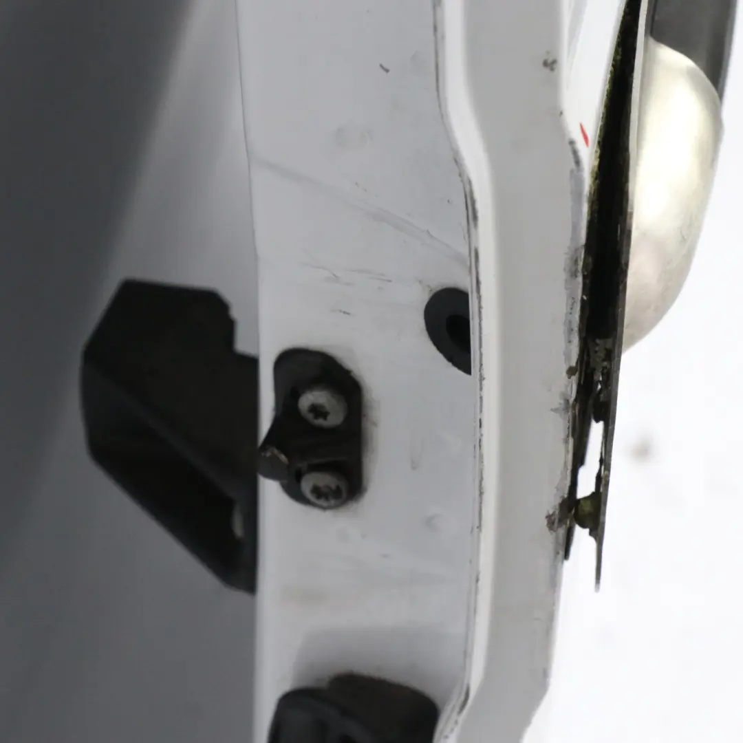 Drzwi Boczne Przesuwne Lewe Tylne Arctic White - 9147 do Mercedes Vito W639 o numerze A6397302705 Mercedes Vito W639 Drzwi Boczne Przesuwne Lewe Tylne Arctic White - 9147 - SKU A6397302705-ARW - Numer Części A6397302705