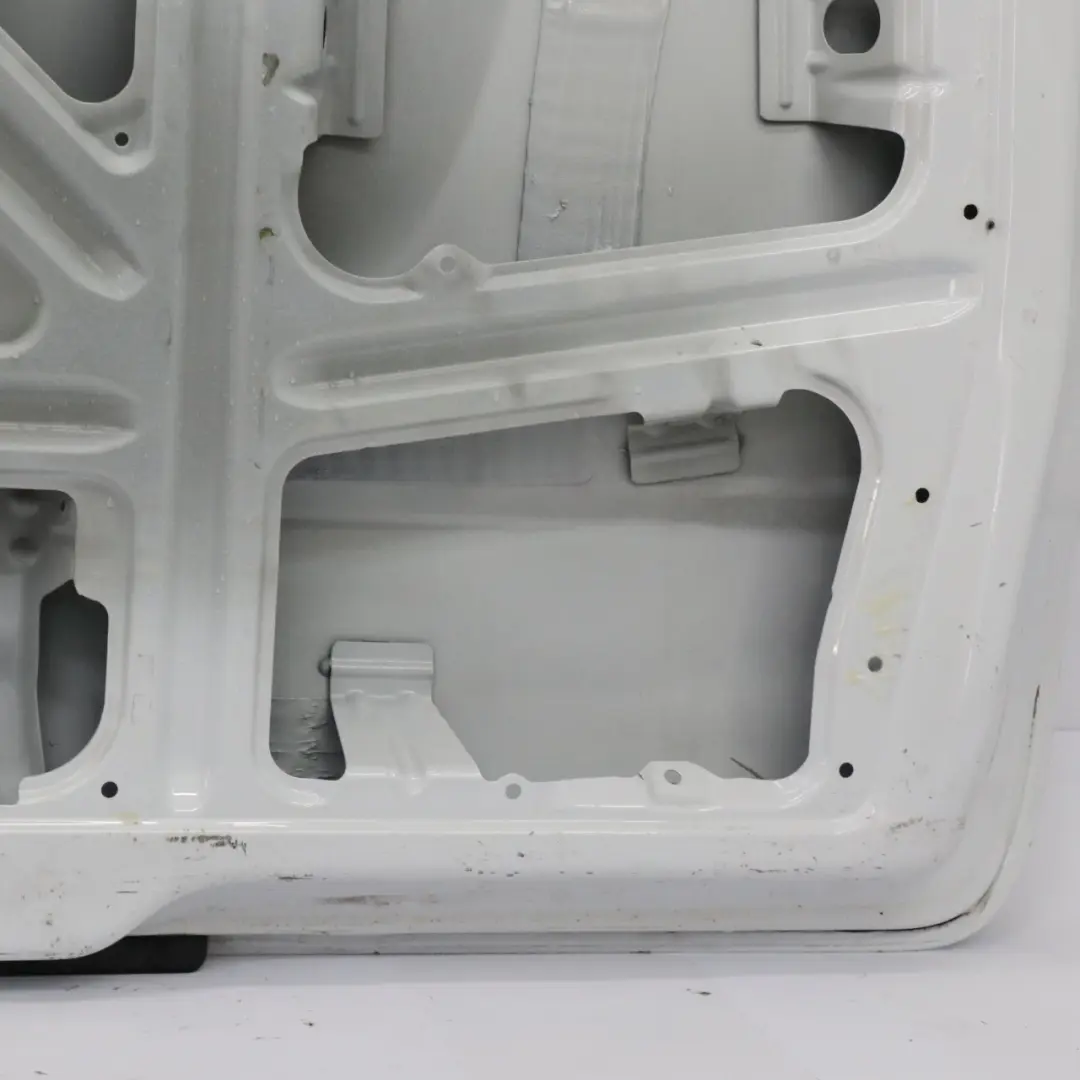 Boot Trunk Lid Tailgate Arctic White - 9147 to Mercedes Vito Viano W639 with Part number A6397400401 Mercedes Vito Viano W639 Boot Trunk Lid Tailgate Arctic White - 9147 - SKU A6397400401-ARW1 - Part number A6397400401