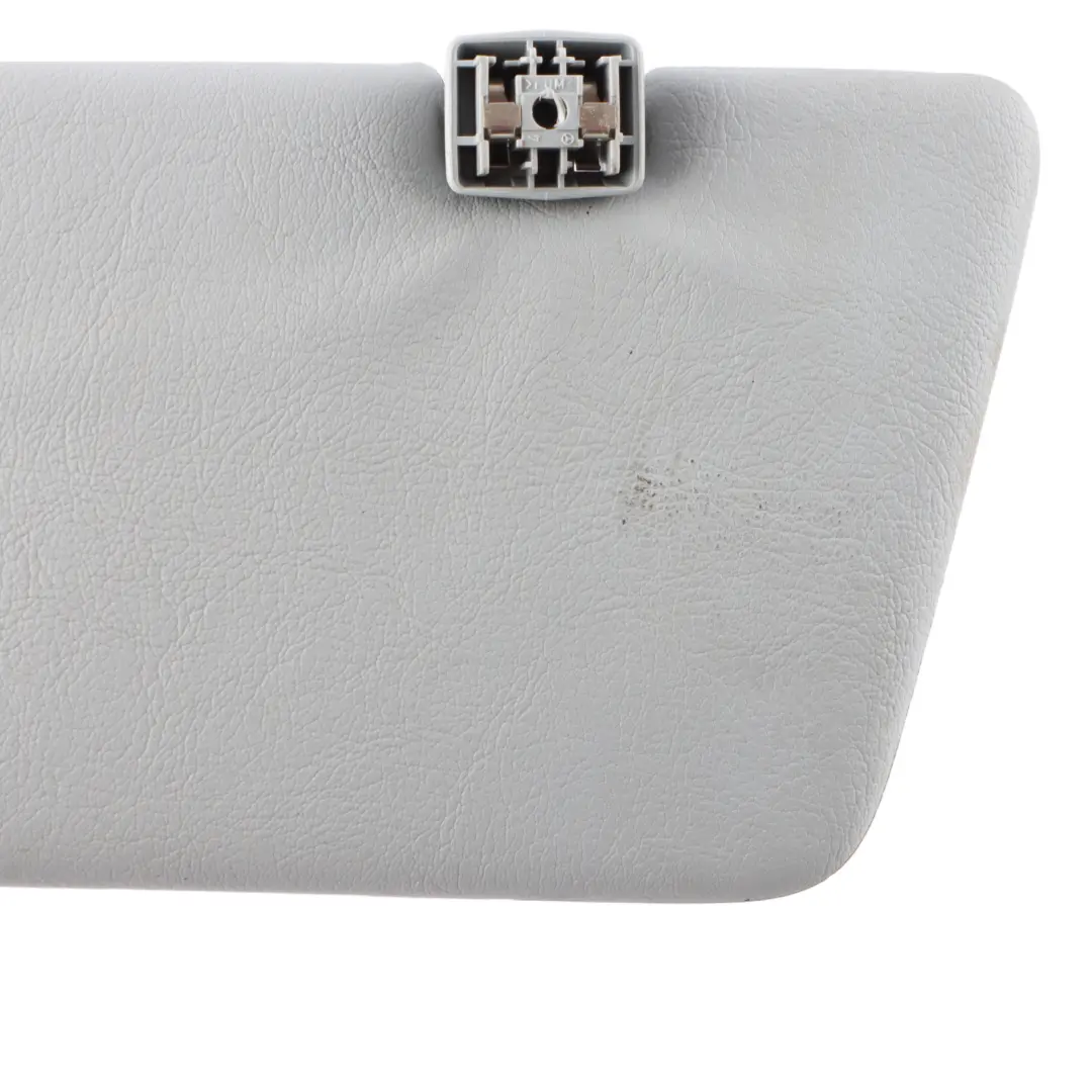 Sonnenblende Abdeckung Trim Links Sonnenblende Panel Grau für Mercedes Vito W639 mit Teilenummer A6398100010 Mercedes Vito W639 Sonnenblende Abdeckung Trim Links Sonnenblende Panel Grau - SKU A6398100010-3 - Teilenummer A6398100010