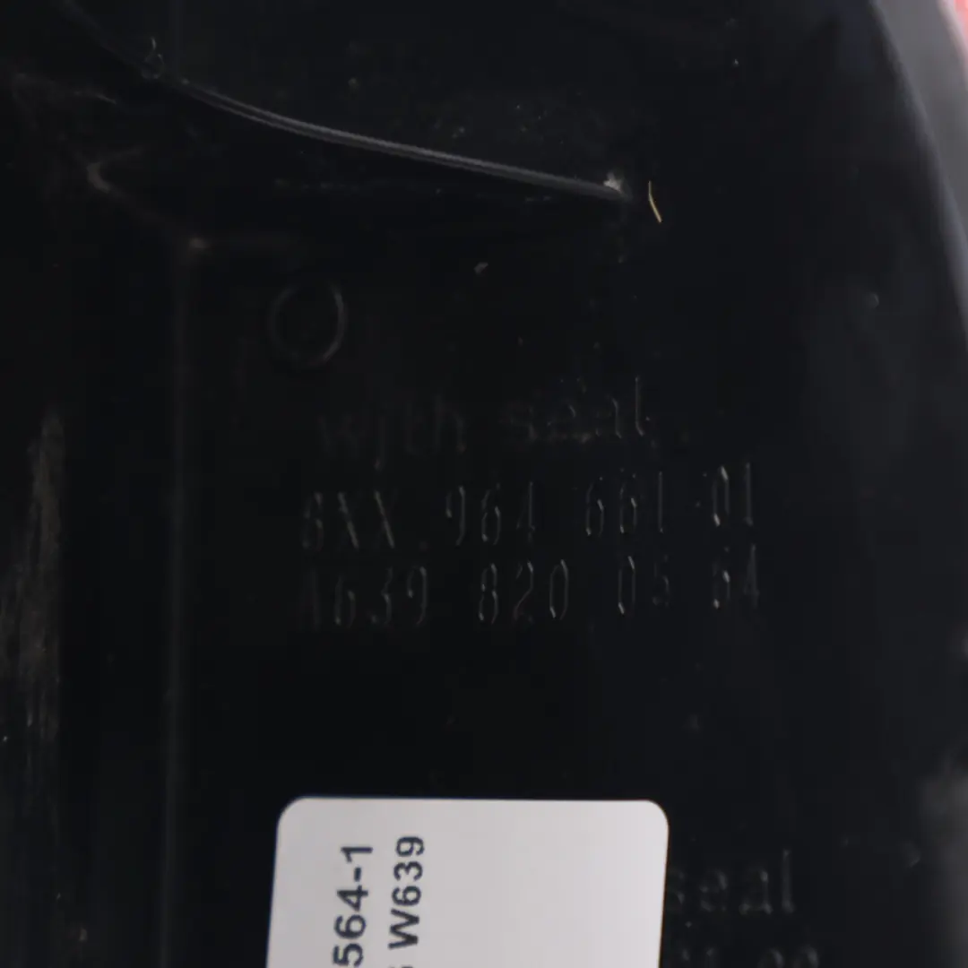 Luz Trasera Panel Lateral Trasero Izquierdo para Mercedes Vito Viano W639 con número de pieza A6398200564 Mercedes Vito Viano W639 Luz Trasera Panel Lateral Trasero Izquierdo - SKU A6398200564-1 - Número de pieza A6398200564