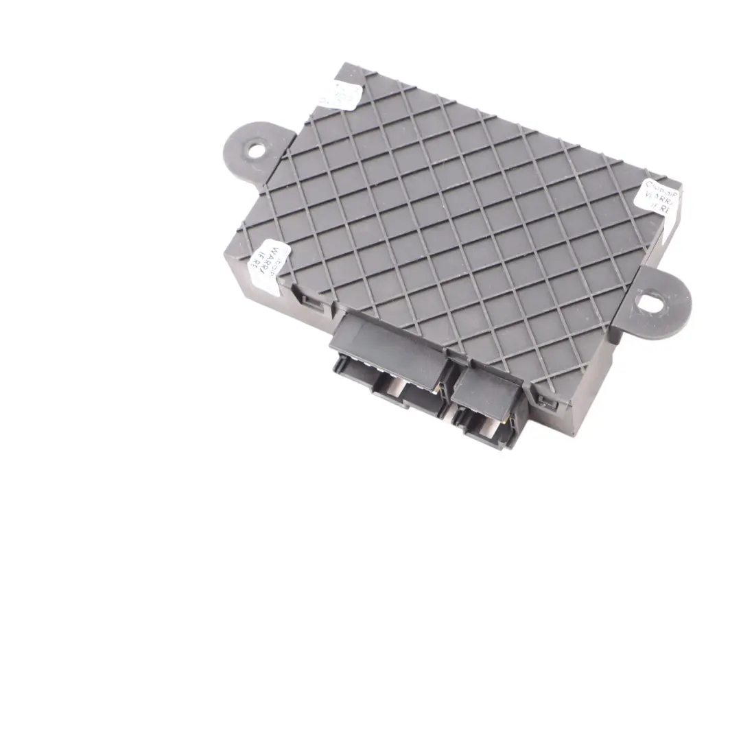 Módulo unidad puerta corredera lateral ECU para Mercedes Vito Viano W639 con número de pieza A6399000300 Mercedes Vito Viano W639 Módulo unidad puerta corredera lateral ECU - SKU A6399000300-1 - Número de pieza A6399000300