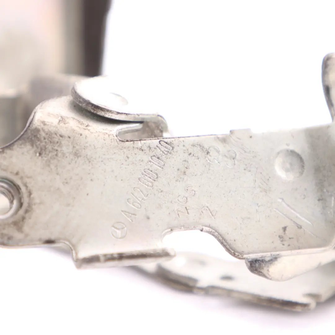 Bracket Mercedes W204 W212 OM642 Tempearature Sensor Mount to Engine with Part number A6420101040 Engine Bracket Mercedes W204 W212 OM642 Tempearature Sensor Mount - SKU A6420101040 - Part number A6420101040