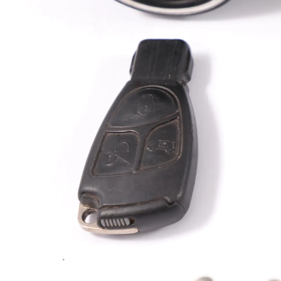 3.0CDI OM642.990 Komputer Silnika ECU Kluczyk do Mercedes W639 o numerze A6421501500 Mercedes W639 3.0CDI OM642.990 Komputer Silnika ECU Kluczyk - SKU A6421501500-2 - Numer Części A6421501500