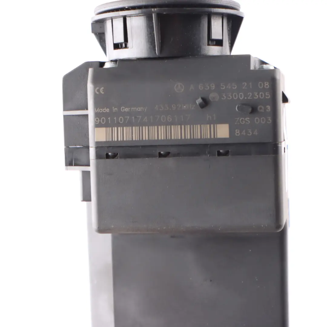 2.2CDI OM646.980 Engine ECU Kit Unit Key Automatic to Mercedes W639 with Part number A6461508072 Mercedes W639 2.2CDI OM646.980 Engine ECU Kit Unit Key Automatic - SKU A6461508072-1 - Part number A6461508072