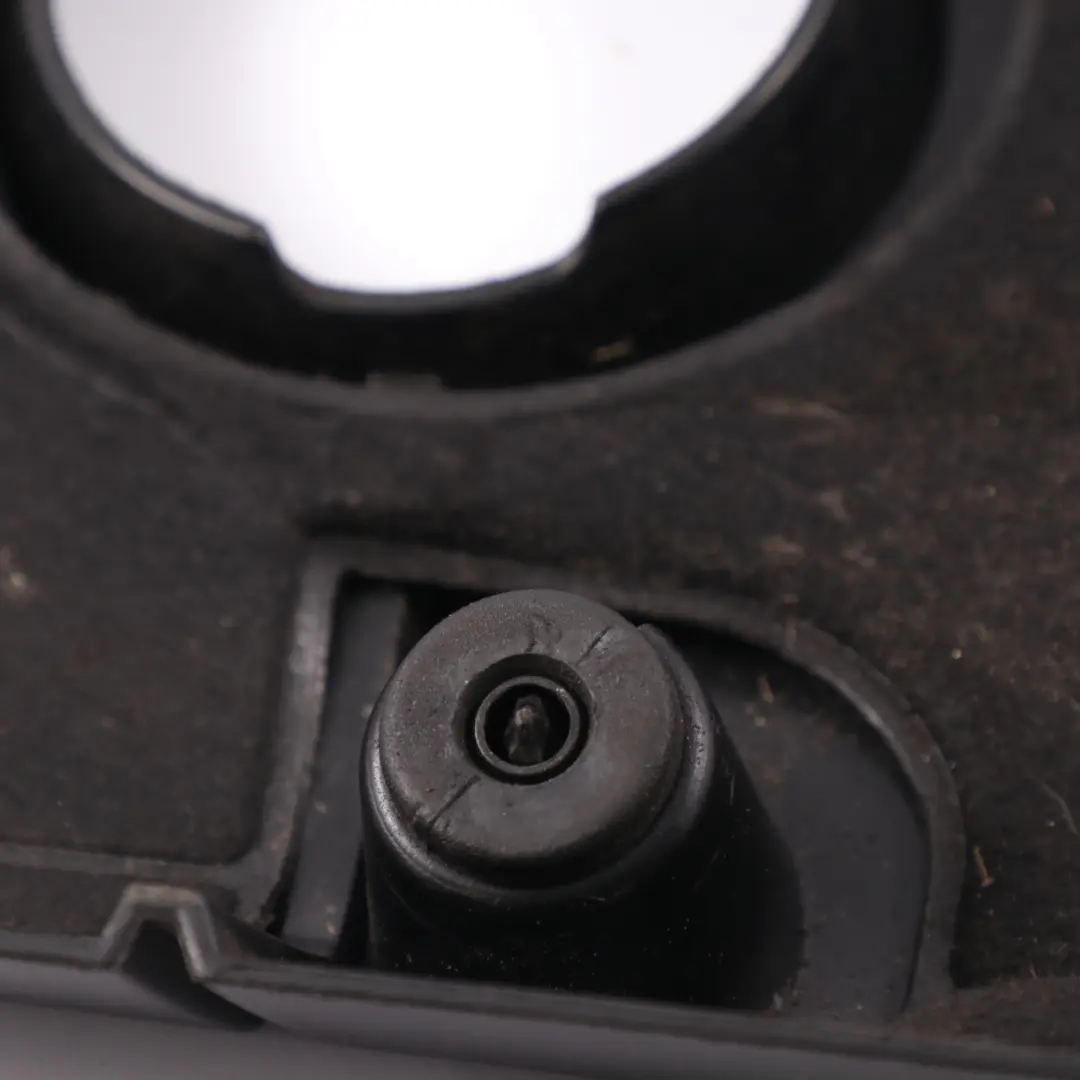 Abdeckung Motor Haube Links Obere Obere Verkleidung für Mercedes W204 mit Teilenummer A6510101667 Mercedes W204 Abdeckung Motor Haube Links Obere Obere Verkleidung - SKU A6510101667 - Teilenummer A6510101667