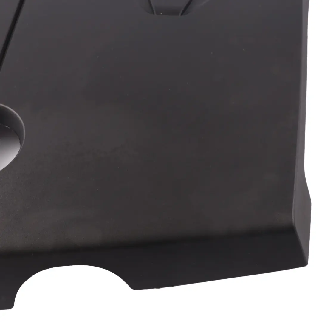 Mercedes W204 Capot Capot moteur gauche Upper Top Trim - SKU A6510101667 - Numéro de pièce A6510101667
