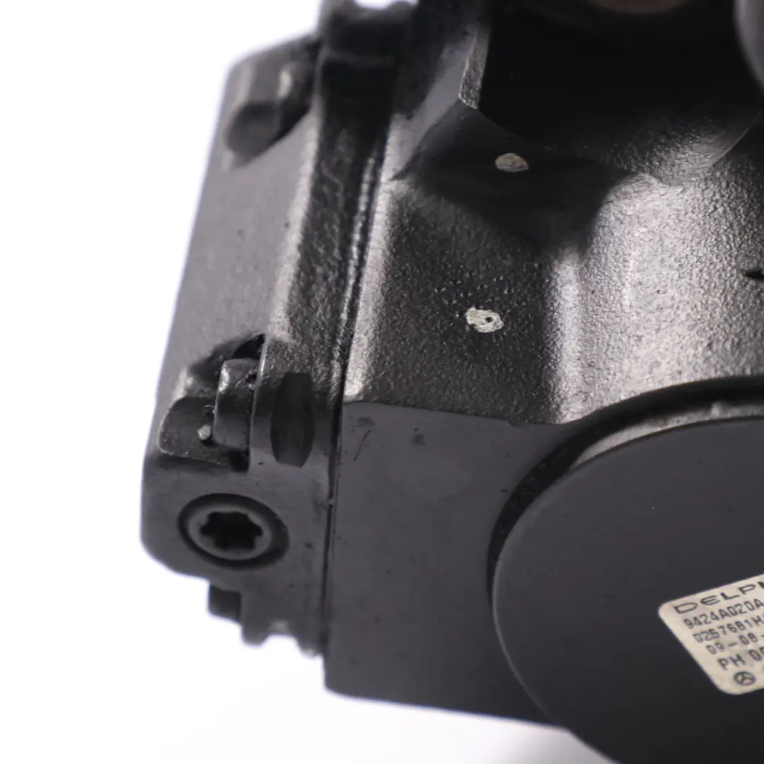 Pompe à carburant Mercedes W204 Pompe à haute pression pour à propos du numéro de pièce A6510700101 Pompe à carburant Mercedes W204 Pompe à haute pression - SKU A6510700101 - Numéro de pièce A6510700101