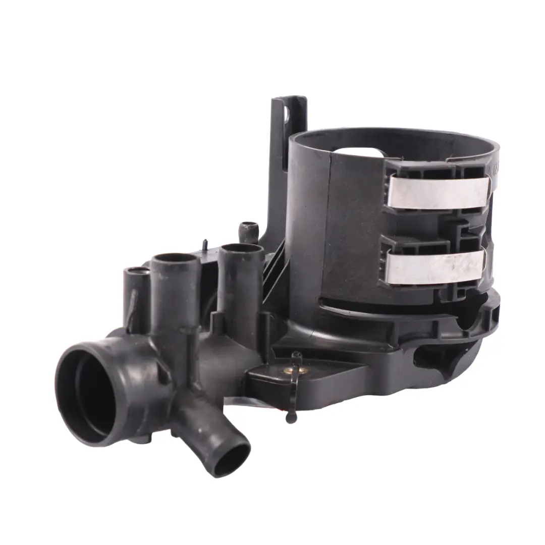 Mercedes W212 Diesel OM651 Tubo de refrigerante Soporte de filtro de combustible - SKU A6512001956 - Número de pieza A6512001956