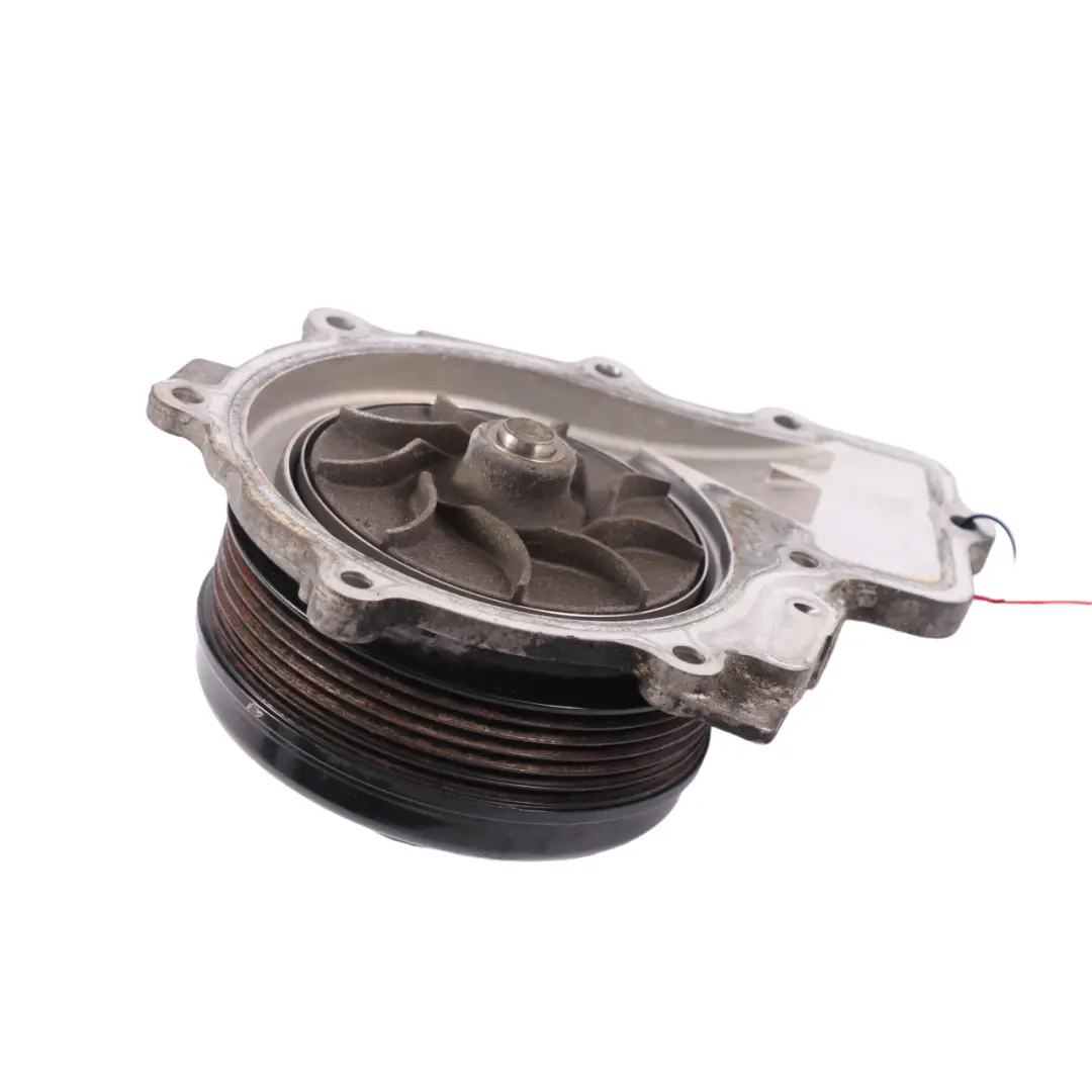 Unidad de refrigeración de la bomba de agua del motor Mercedes W639 para con número de pieza A6512003401 Unidad de refrigeración de la bomba de agua del motor Mercedes W639 - SKU A6512003401 - Número de pieza A6512003401