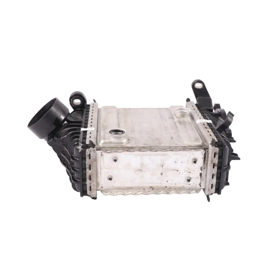 OM654 Intercooler Refroidisseur d'air charge Radiateur A6540900100 pour Mercedes W213 à propos du numéro de pièce A6540904101 Mercedes W213 OM654 Intercooler Refroidisseur d'air charge Radiateur A6540900100 - SKU A6540904101-1 - Numéro de pièce A6540904101