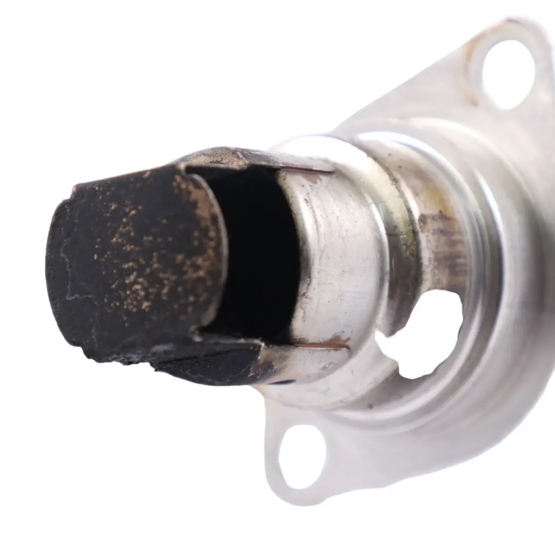 OM654 EGR Cooler Pipe Tube Hose to EGR Line Mercedes W213 W222 with Part number A6541400802 EGR Line Mercedes W213 W222 OM654 EGR Cooler Pipe Tube Hose - SKU A6541400802 - Part number A6541400802