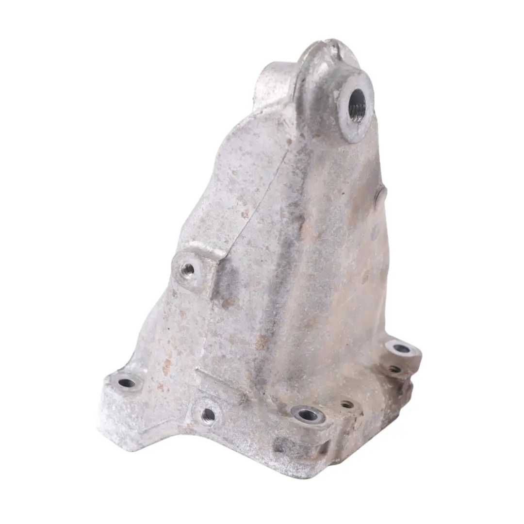 Mercedes Sprinter W907 OM654 Soporte motor derecho - SKU A6542240600 - Número de pieza A6542240600