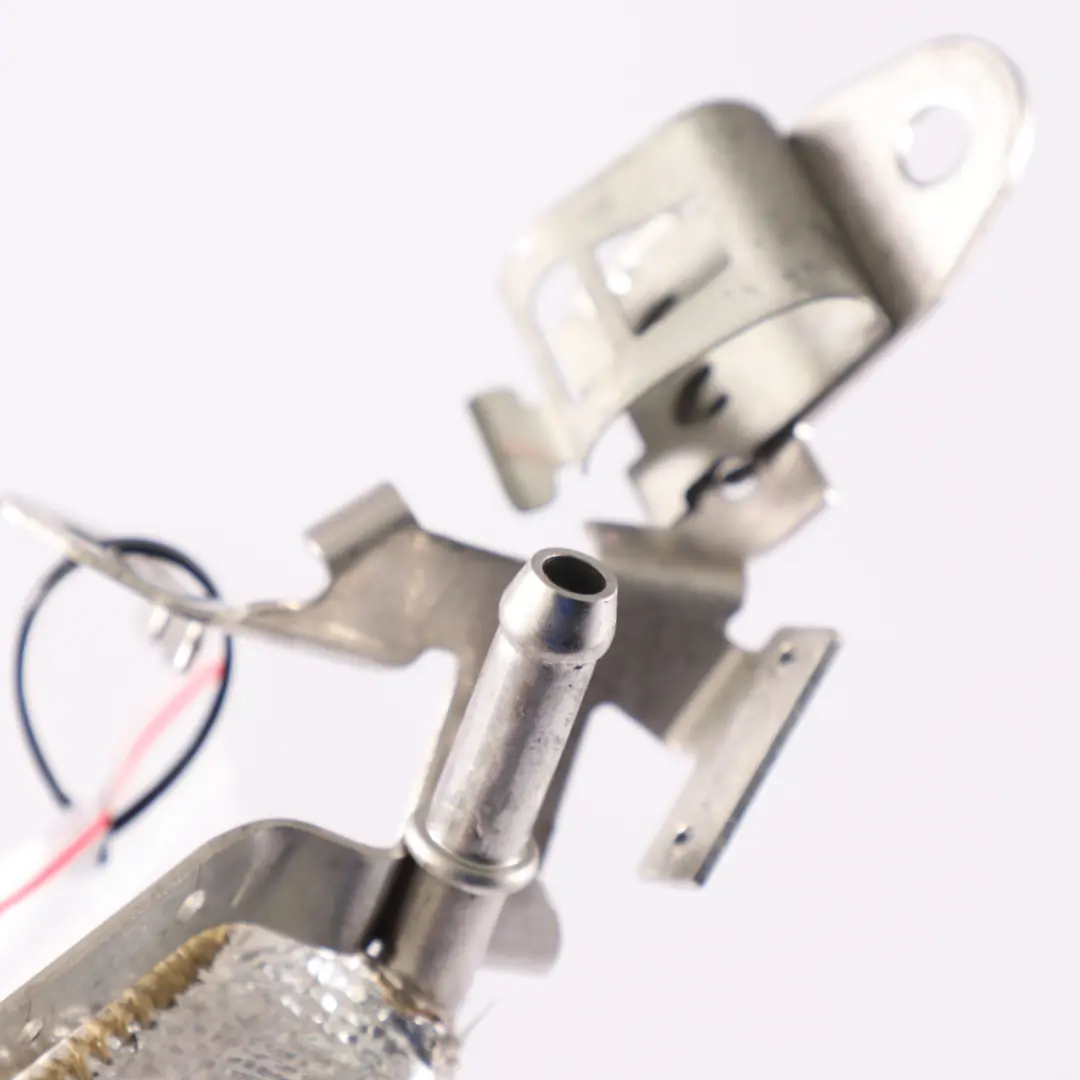 M156 Turbolader Entlüftungsrohr AMG Benzin für Mercedes W204 W212 mit Teilenummer A6562000900 Mercedes W204 W212 M156 Turbolader Entlüftungsrohr AMG Benzin - SKU A6562000900 - Teilenummer A6562000900