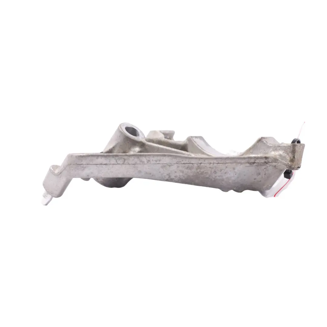  Support de pompe à eau Mercedes W221 Diesel OM656 - SKU A6562033100 - Numéro de pièce A6562033100