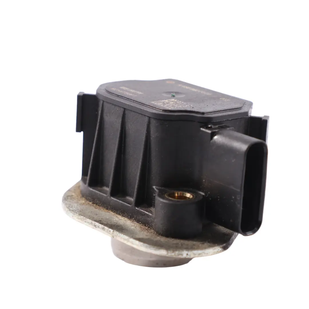 Mercedes W166 W221 Diesel OM656 Camshaft Adjuster Solenoid Valve - SKU A6569820100 - Part number A6569820100